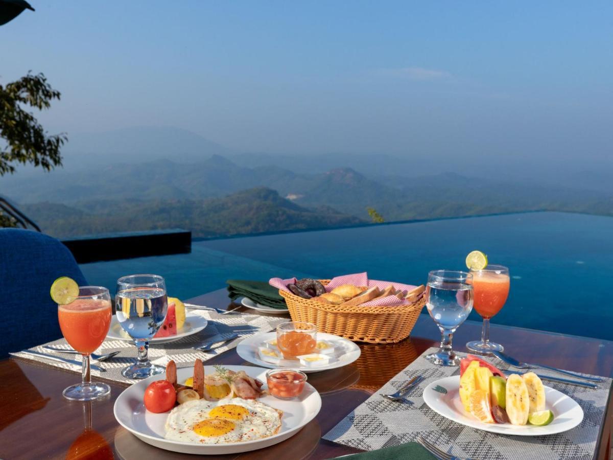 Green Acres Leisure Resort & Spa Канді Екстер'єр фото
