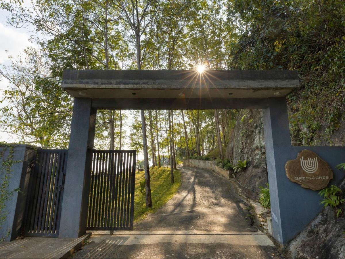 Green Acres Leisure Resort & Spa Канді Екстер'єр фото